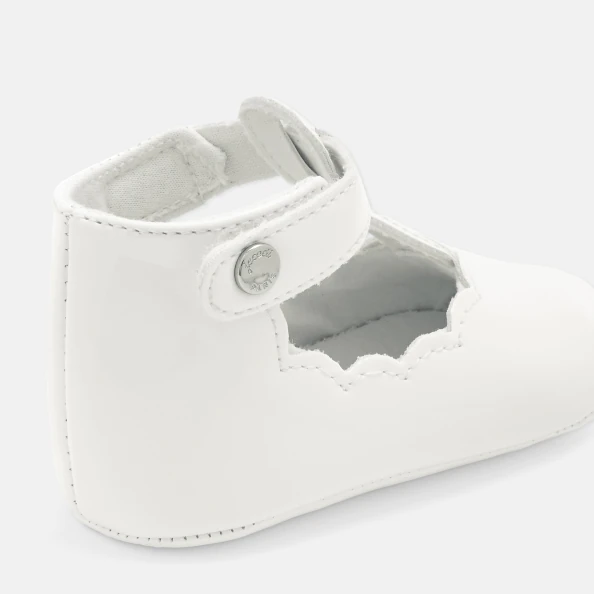Baby girl patent t-bar shoes